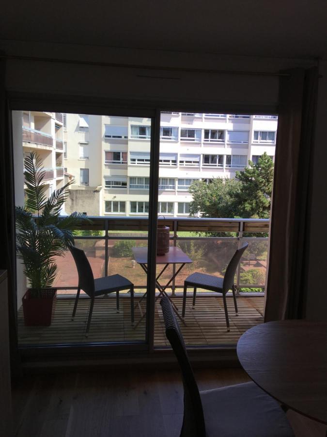 Апартаменты Logement Chic - Lyon 6 Brotteaux - Arrivee Autonome - Equipe Экстерьер фото